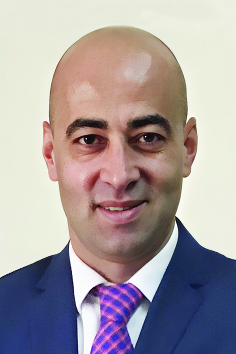الدكتور محمود وشاح .