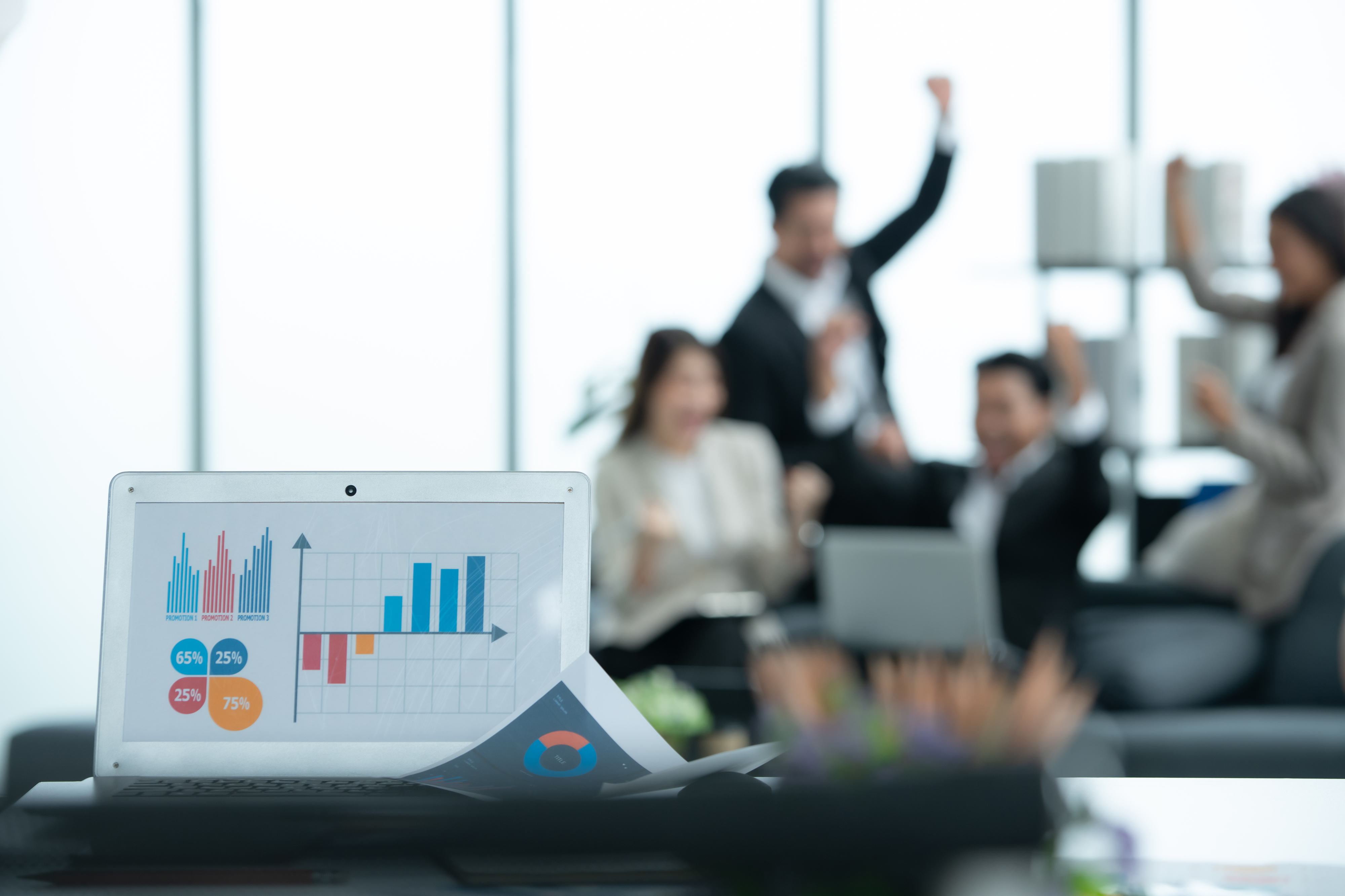 تطوير الأداء المؤسسي في شركات التأمين: السياسات والإجراءات ونقل الثقافة الإيجابية