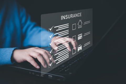 إدارة البيانات الضخمــة في قطاع التأمين